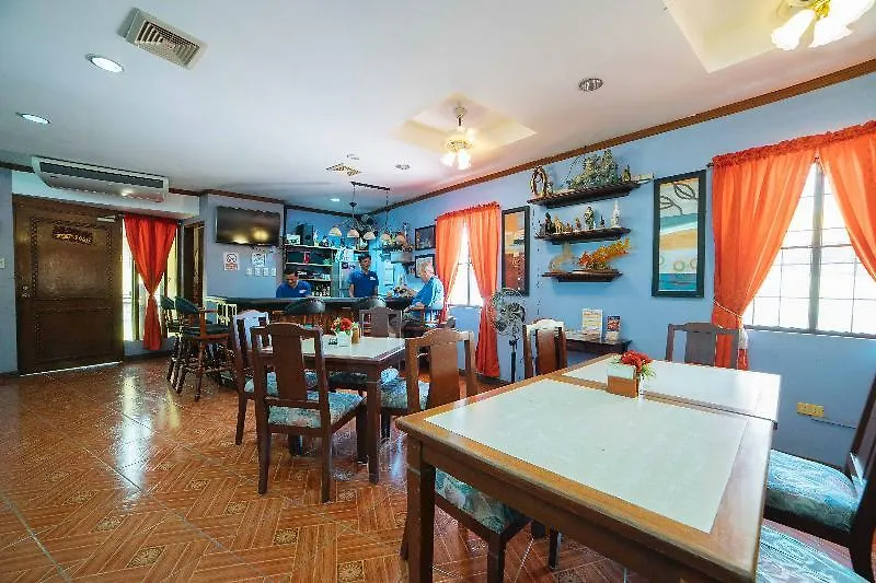 Reddoorz @ Tamarind Street Angeles City 2*,  Filippinerna