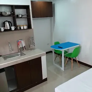 Апартаменты Clark-pad Inn,